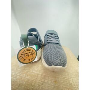 Sketcher Go Run Fast Boys Size 4 Sneakers New Never Used